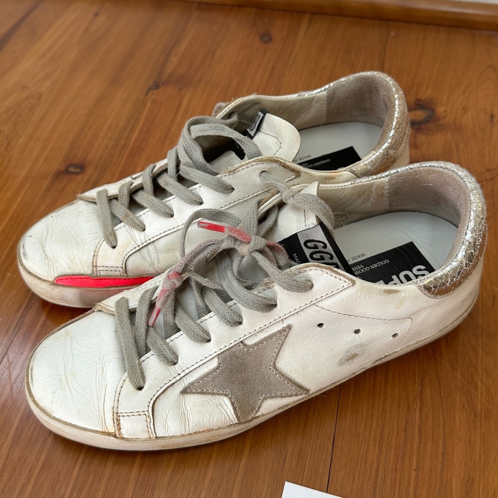 Golden Goose Superstars! Size 37